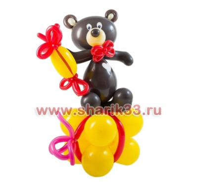 Мишка с подарком